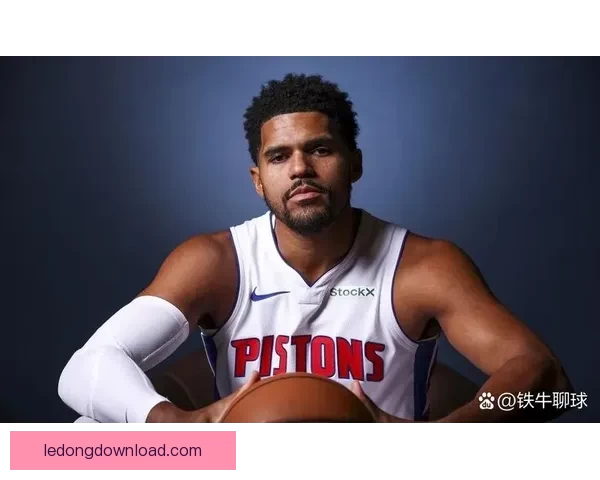 活塞全队七人得分上双大胜76人锁定东部头名哈里斯贡献19分