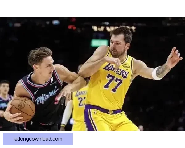 东契奇60分8连胜庆祝闭眼累瘫 湖人全队为他狂欢祝贺